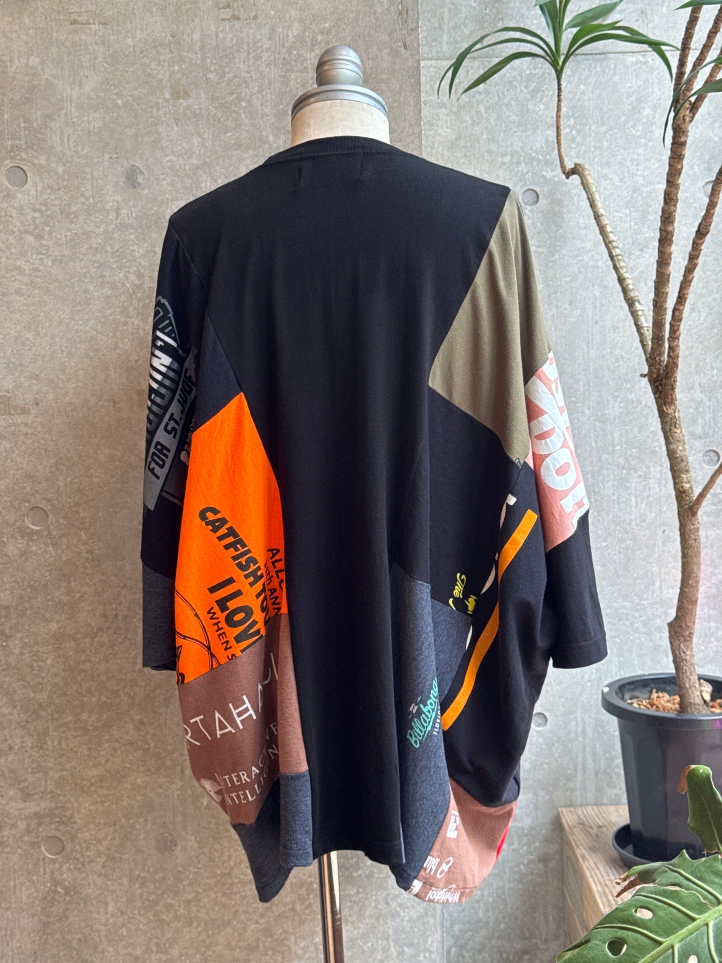 Remake T-shirt BK-4